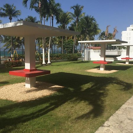 Marbella Del Caribe Beachfront 圣胡安 外观 照片