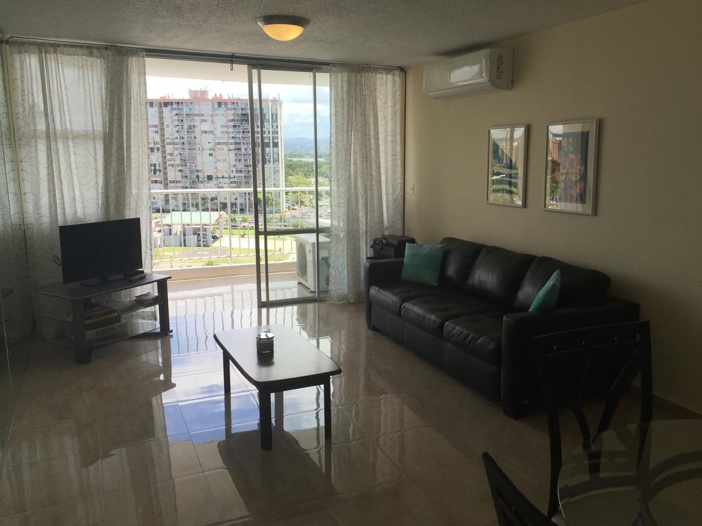Marbella Del Caribe Beachfront 圣胡安 外观 照片