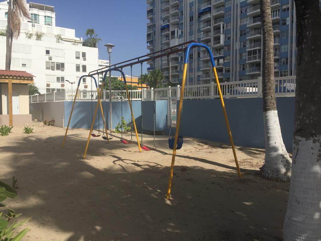 Marbella Del Caribe Beachfront 圣胡安 外观 照片