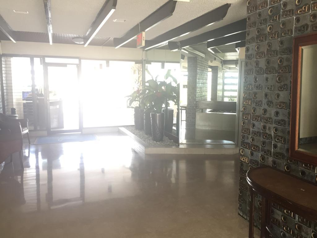 Marbella Del Caribe Beachfront 圣胡安 外观 照片