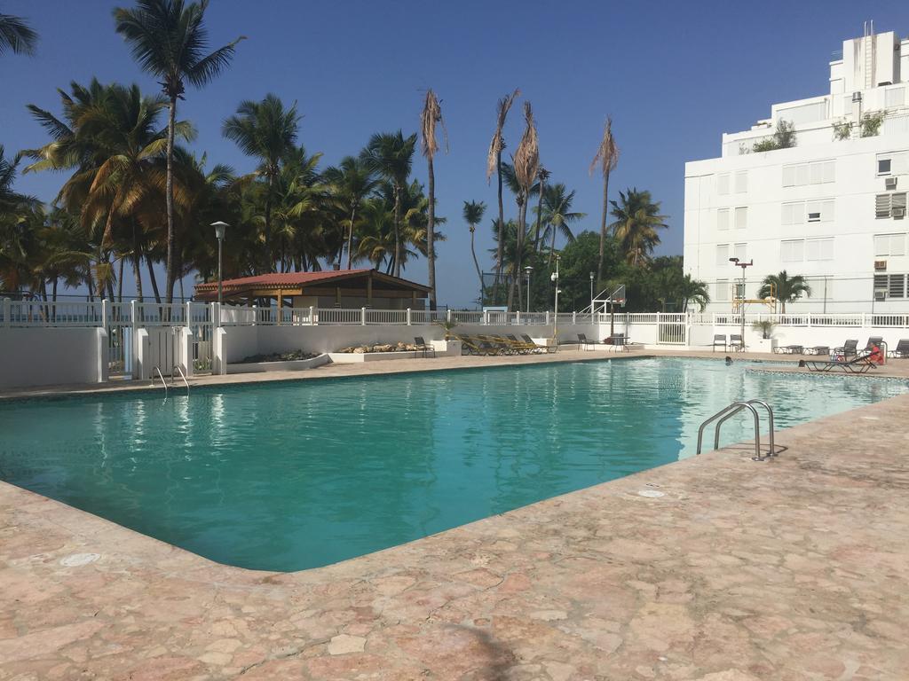 Marbella Del Caribe Beachfront 圣胡安 外观 照片