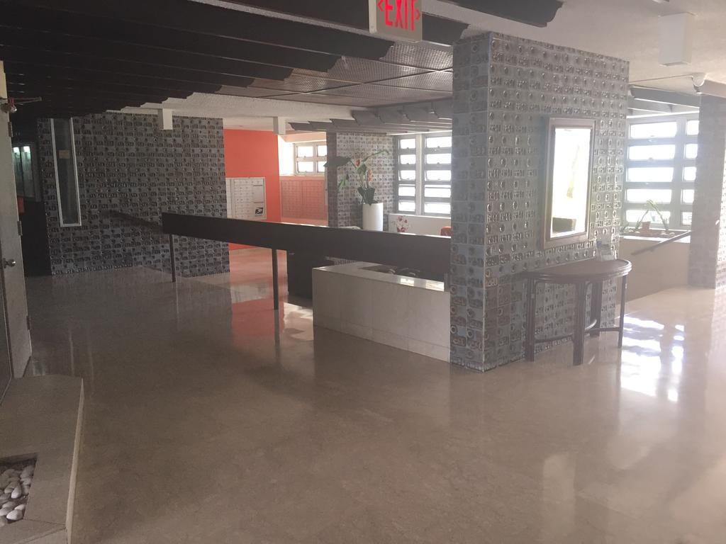 Marbella Del Caribe Beachfront 圣胡安 外观 照片