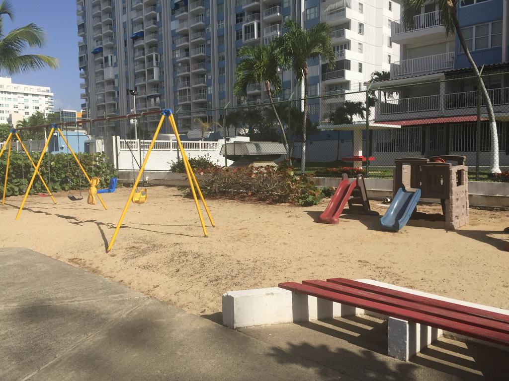 Marbella Del Caribe Beachfront 圣胡安 外观 照片